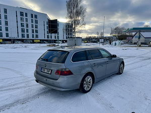 BMW 530D 160kw Touring (3 foto / 6)