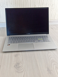 Asus vivobook m533i (3 foto / 3)