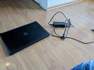 Dell Latitude E7470 (3 foto / 3)