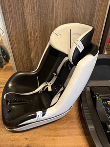 Turvatool Maxi-Cosi Pearl Pro 2 + ISOFIX alus Maxi-Cosi Fix3 (4 foto / 8)