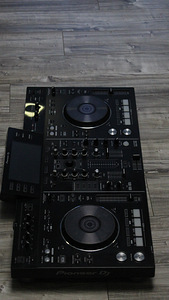 Pioneer XDJ-RX (3 foto / 8)