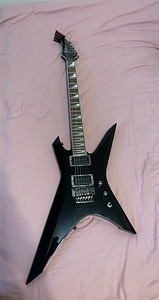 Elektrikitarr IBANEZ XPT700 + hardcase (4 foto / 6)