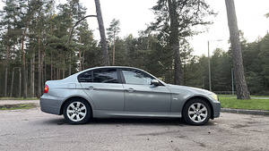 BMW 320D E90 120kw (5 фото из 14)