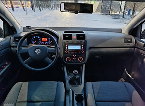 Volkswagen Golf 5 (4 foto / 7)