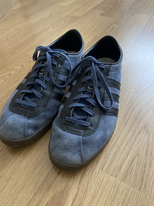 Adidas london (1 foto / 2)