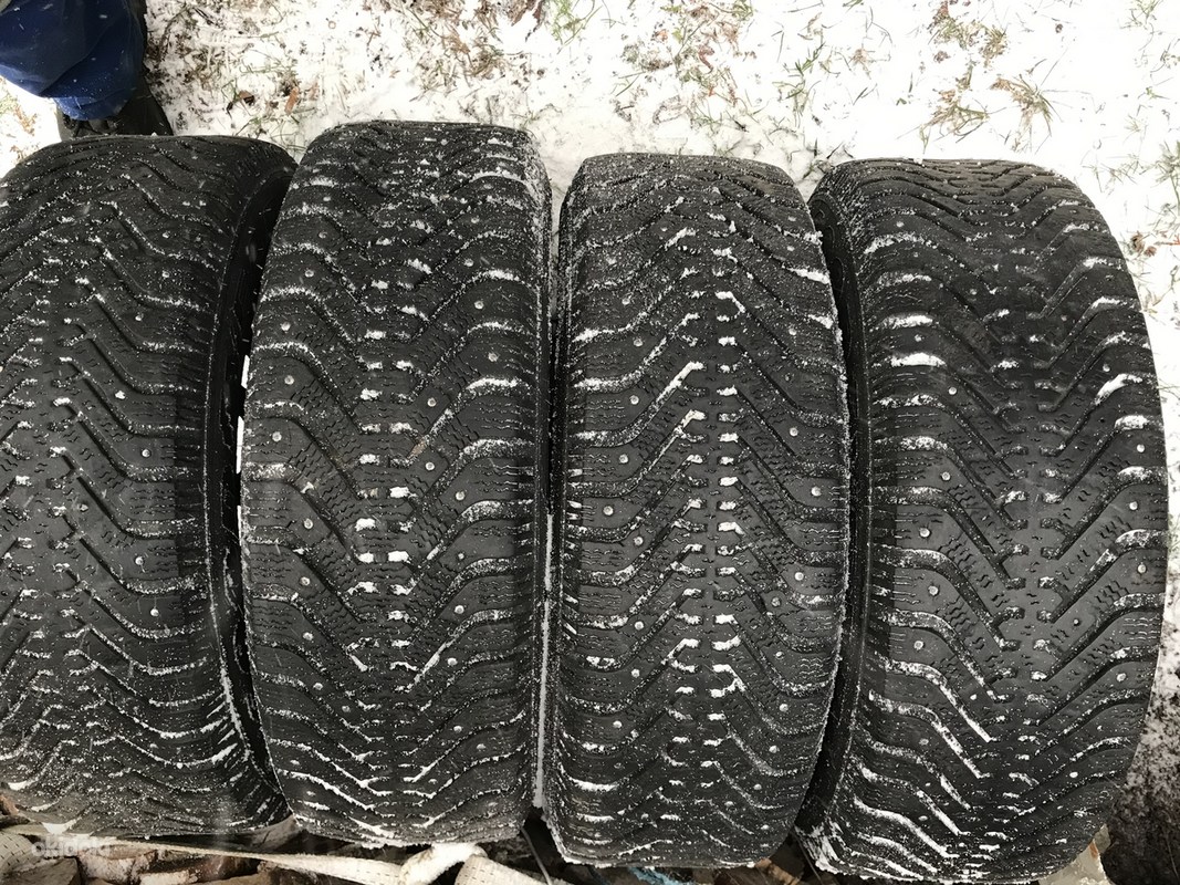 Зимняя резина на железных дисках 195 65 R15 Mazda (фото #1)