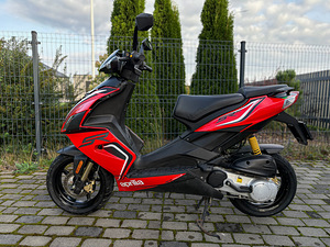 Aprilia SR50R 2017 ls 8300km (5 foto / 9)