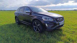 Volvo xc60 R-Design (9 foto / 15)