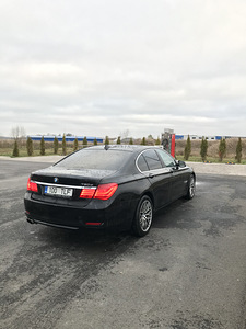 BMW F01 530D (4 foto / 7)
