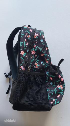 Школьный рюкзак для девочки (фото #5)