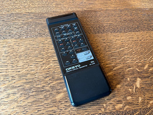 Onkyo P3890 eelvõimendi MM ja MC fonokorrektoriga (6 foto / 6)