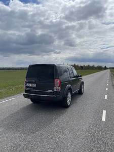 Land Rover Discovery (7 foto / 15)