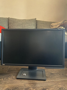 BenQ Zowie XL2411 144hz gaming monitor (1 foto / 2)