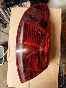 Tagumine vasakpoolne esilatern VW PASSAT CC 2012 (3 foto / 4)