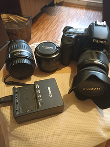 Canon 60d (2 foto / 3)