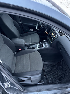 Skoda Octavia 2.0 (2015) (8 foto / 13)