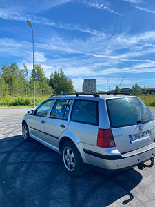 Volkswagen Bora 2.0 85 kW (3 foto / 12)