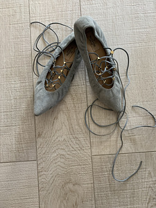 Valentino sandaalid 36