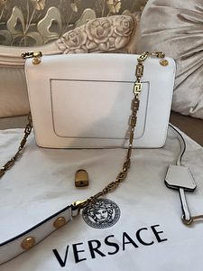 Сумка Versace Medusa Trinity, новинка (3 фото из 7)