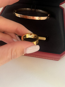 Cartier set love bracelet( Au750) (2 foto / 5)