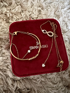 Swarovski infinity komplekt + juveelikarp (2 foto / 4)