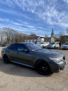 BMW 530 (1 foto / 9)