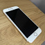 Apple iPhone 7 (128GB) (фото #2)