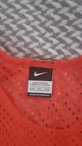 Спортивная майка-топ Nike (2 фото из 2)
