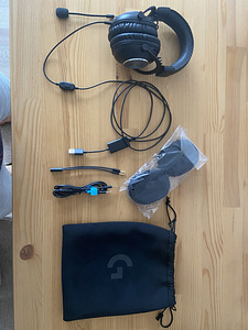 Logitech G Pro X (1 foto / 5)