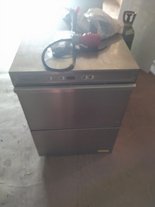 Посудомоечная машина Electrolux (2 фото из 3)