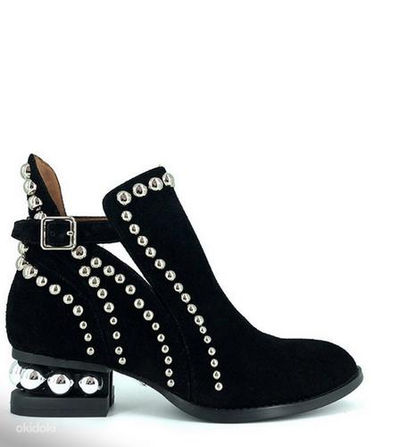 Jeffrey Campbell ankle boots (foto #1)