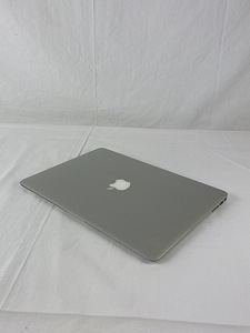MacBook Air 13" 2012 - Core i5 / 4GB / 128GB (2 foto / 3)