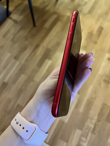 iPhone XR 64GB (3 foto / 5)