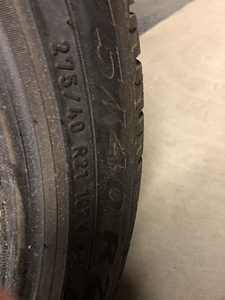 305/35 R21 (2tk) 275/40 R21 (2tk) Pirelli (4 foto / 4)