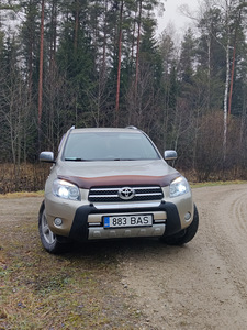 Toyota rav4 2.2 100kw 2008 (4 foto / 7)