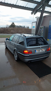 BMW 320d 2.0 110kw M-pakett (6 foto / 9)