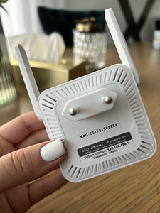 Wi-Fi повторитель 2.4G Беспроводная связь (2 фото из 4)