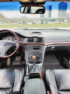 Volvo S80 summum (5 foto / 10)