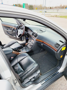 Volvo S80 summum (8 foto / 10)