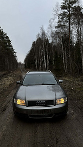 Audi A4 (1 foto / 9)