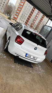 BMW 116i F20 (4 foto / 7)