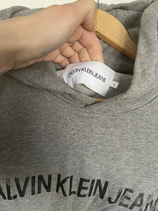 Calvin Klein Jeans (2 foto / 4)