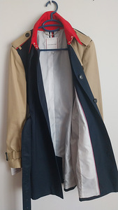 Продам новый тренч Tommy Hilfiger (3 фото из 7)