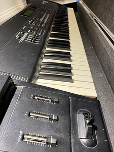 Roland xp-80, vintage synth expansion board (4 foto / 10)