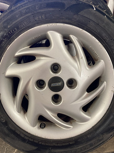 Fiat Литые диски+Шины+Болты. 155/70/R13 (2 фото из 8)