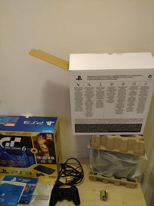 PS3 (2 foto / 2)
