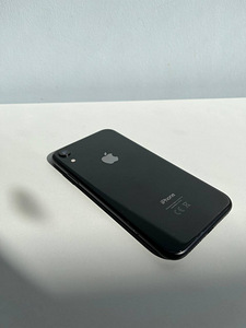 iPhone XR must (черный)