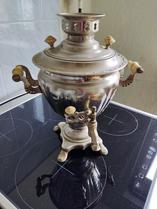 Elektriline samovar NSVL (1 foto / 1)