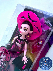 Monster High Кукла-страшилка Дракулаура (2 фото из 3)