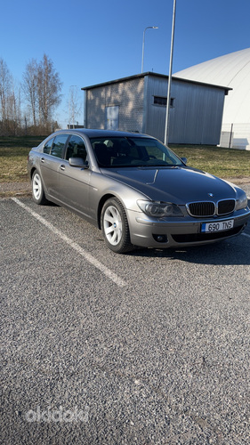 BMW 730